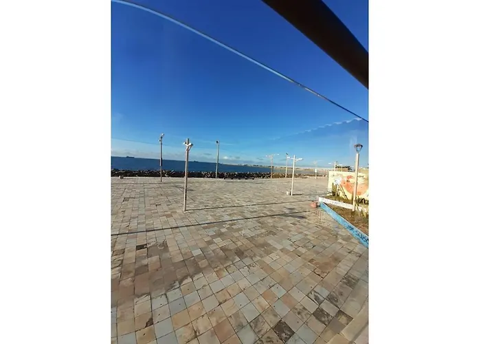 703 Lindo Flat mobiliado com vista lateral mar na Praia de Iracema
